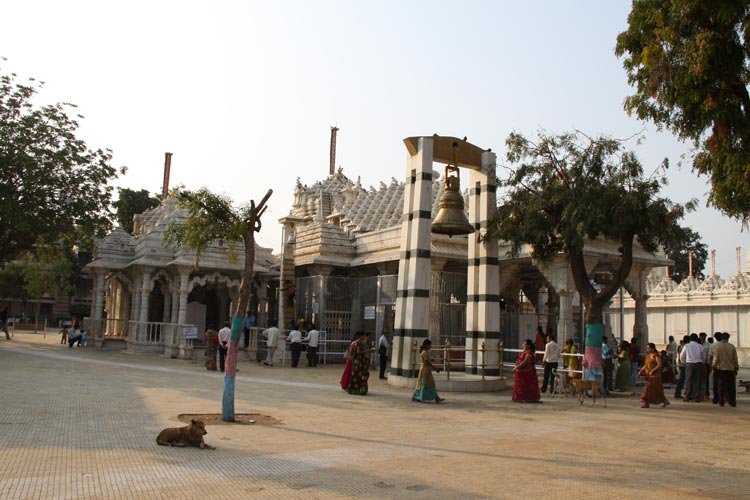 gandhinagar - mahudi mandir dharamshala